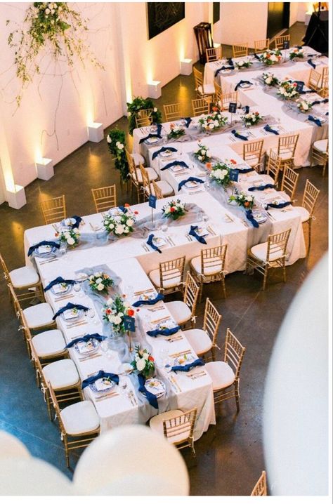 Wedding Reception Tables Layout, Wedding Table Layouts, Event Planning Guide, Romantic Wedding Receptions, Wedding Buffet, Dream Wedding Venues, Wedding Scene, Seating Plan Wedding, Event Table