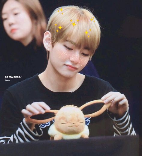 #taehyung #tae #BTS #kimtaehyung #icon #btstumblr #perfil #v #taeicon #cute #tierno #btsicon V Bts Wallpaper, Bts Icon, V Cute, About Bts, Bts Members, One Shot, Bts Lockscreen, V Taehyung, Bts Bangtan Boy