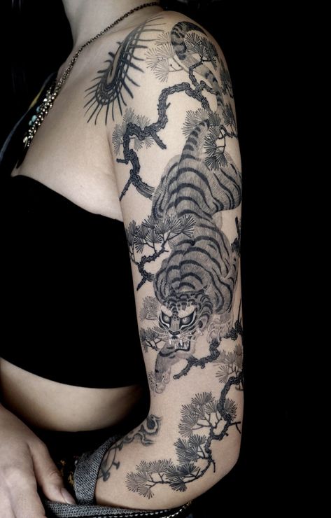 Asian Tattoos Sleeve, Japanese Women Tattoo Design, Chinese Inspired Sleeve Tattoo, Korean Arm Sleeve Tattoo, Japanese Style Tattoos Women, Japanese Sleeve Women, Haetae Korean Tattoo, Korean Arm Tattoo, Korean Cloud Tattoo