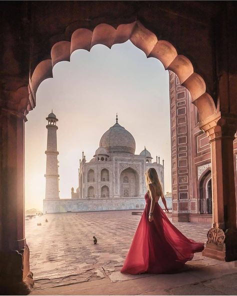 Jaipur Travel, Diy Fashion Photography, Seven Wonders Of The World, Delhi Travel, Trip Photography, India Travel Places, Nature Trip, Travel Pose, Adventure Life