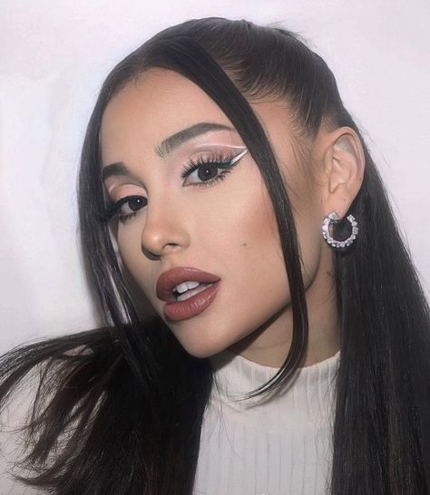 daniella on Twitter: "… " Ariana Grande Eyes, Ariana Grande Makeup, Ariana Grande Cute, Ariana Grande Style, Ariana Grande Wallpaper, Ariana Grande Photoshoot, Ariana Grande Photos, Ariana Grande Pictures, Ariana G