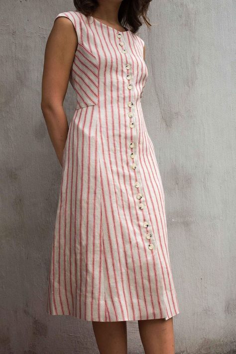 Frocks For Women, Linen Stripes, Simple Frock Design, Simple Frocks, Casual Frocks, Frock Fashion, Frock Patterns, Simple Kurti Designs, Frock For Women