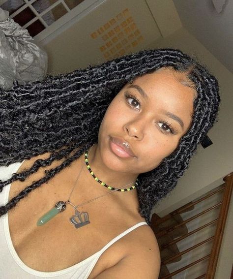 Locs Crochet, Butterfly Locs, Faux Locs Hairstyles, Box Braids Hairstyles For Black Women, Hairstyles Braided, Goddess Hairstyles, Box Braids Styling, Girls Hairstyles Braids, Braided Hairstyles For Black Women