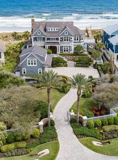 Big Beach House Layout, Beach House Driveway, White Beach House Exterior, Bloxburg Beach House, House On The Beach, Newport House, Beach Mansion, Summer Beach House, Florida Beach House