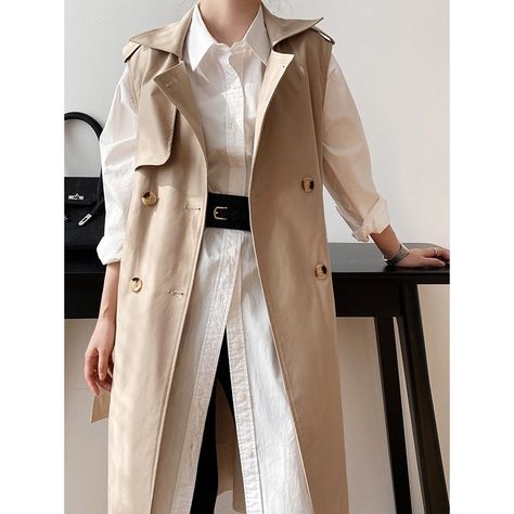 Sleeveless Trench Coat Outfits, Beige Trench Coat Outfit, Winter Modest Outfits, Trench Outfit, Sleeveless Trench Coat, Sleeveless Trench, Trench Coat Outfit, Beige Trench Coat, Classy Fits