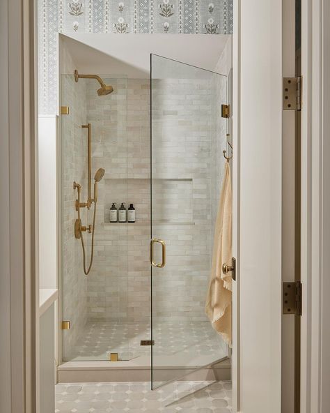 Ashley Montgomery, Tile Walk In Shower, Bathroom Tub Shower, Japandi Decor, Laundry Bathroom, Bathroom Farmhouse Style, Primary Bathroom, Bathroom Reno, Bathroom Inspiration Decor