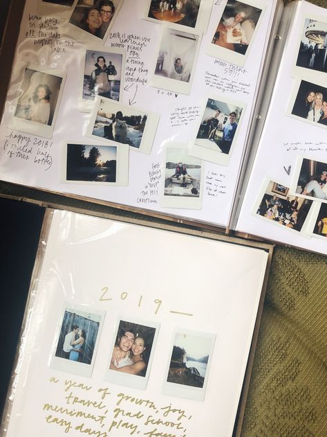 Scrapbooking With Polaroids, Polaroid Keepsake Ideas, Polaroid Photo Album Diy, Photo Album Scrap Book, Polaroid Pictures Scrapbook, Polaroid Album Diy, Picture Album Aesthetic, Instax Mini Scrapbook Ideas, Photo Album Made By Hand