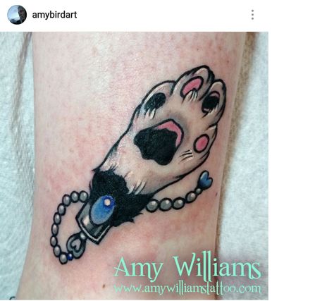 Lucky Cat Paw Tattoo, Cat Paw Tattoos, Ink Therapy, Jewel Tattoo, Paw Tattoo, Blue Tattoo, Leg Tattoos Women, Tattoos Women, Traditional Tattoo Art