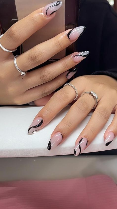 Pin on NAIL ART Lines Acrylic Nails, Lines Nails, Nails Abstract, Unghie Sfumate, Black Acrylic Nails, Nails Nude, Homecoming Nails Acrylic, Classy Acrylic Nails, Nails 2021