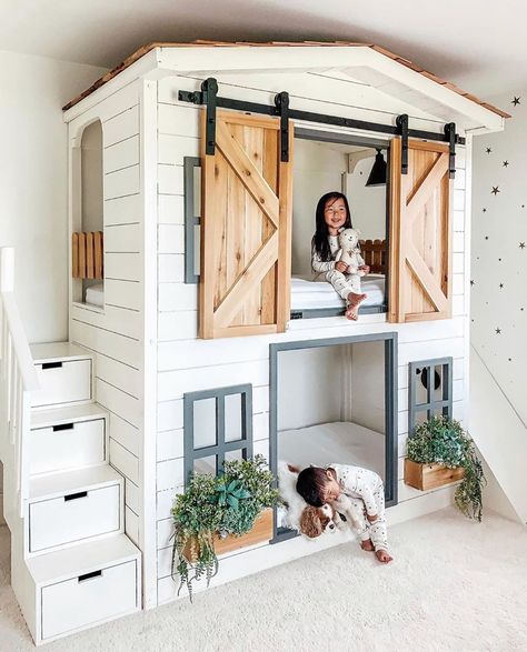 40 Stylish Kids Room Ideas for Your Kids - Page 19 of 41 - My Blog House Bunk Bed, Girl Bedroom Designs, Big Girl Rooms, Kids' Bed, Kids Room Design, Toddler Room, Bunk Bed, Dream Rooms, Design Case