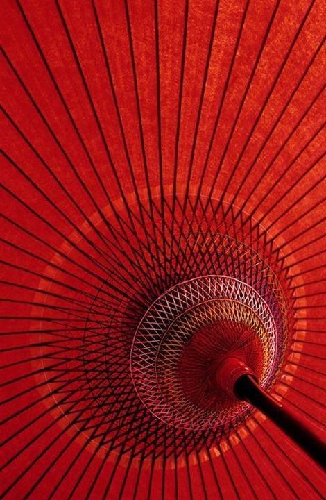 Detail of a red umbrella used in Japanese tea ceremonies performed outdoors. Japanese Umbrella, Umbrella Girl, I See Red, Red Umbrella, Simply Red, Red Vintage, Colour Board, Japanese Tea, Red Aesthetic