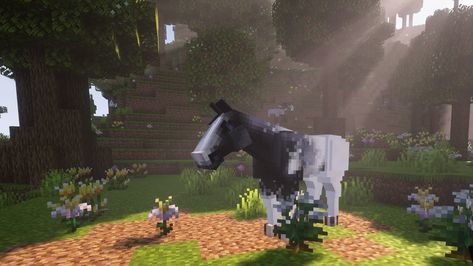 Starting a new world in Minecraft is the best feeling 🥰 … #minecraftbuilds #minecrafthorses #equestrian #minecrafters #cozyminecraft #cozygaming #cosygames Minecraft Horse Track, Swem Minecraft, Minecraft Java, Horse Games, Minecraft Inspo, Best Feeling, Minecraft Stuff, Minecraft Ideas, Minecraft Mods