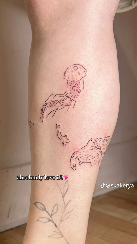 Jelly Fish Tattoo #tattoo #art #jellyfish #tattooed Jellyfish Knee Tattoo, Box Jellyfish Tattoo, Jellyfish Hip Tattoo, Colorful Jellyfish Tattoo, Moon Jelly Tattoo, Ponyo Jellyfish Tattoo, Small Jellyfish Tattoo, Jellyfish Tattoo Design, Trend Tattoos