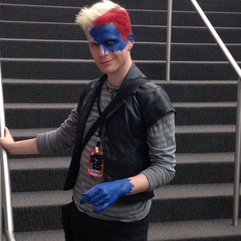 male+mystique+cosplay | Male Mystique Mystique Cosplay, Halloween Ideias, Mononoke Anime, Easy Cosplay, Awesome Cosplay, Epic Cosplay, Cosplay Tutorial, Marvel Cosplay, Male Cosplay