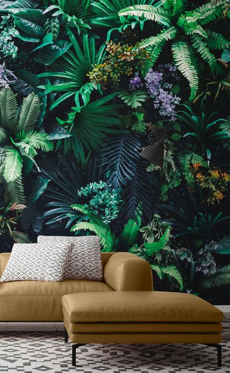 Dark Tropical, Plants Wallpaper, Ideas Baños, Entryway Bathroom, Jungle Wallpaper, Tropical Wallpaper, Marble Look Tile, Plant Wallpaper, Solid Hardwood Floors