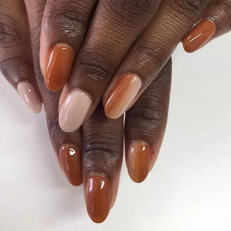 Oval Shaped Nails Designs Fall, Minimalist Thanksgiving Nails, Gel Nail Designs For Fall Autumn, Fall Nail Looks, Dip Powder Nails Fall 2022, Nails 23, Claw Marks, Autumn Spirit, Nail Looks