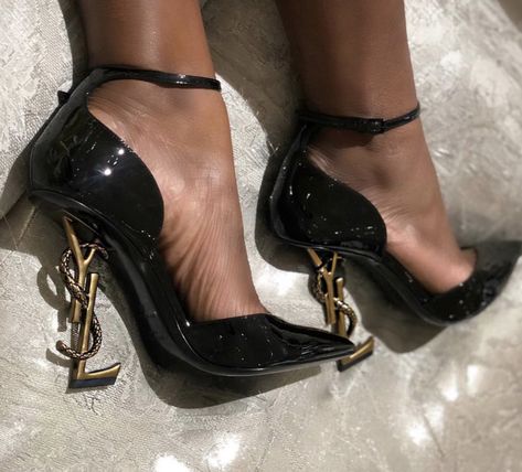 Heels Aesthetic, Shoes Heels Classy, Ysl Heels, Ysl Shoes, Heels Classy, Womenswear Fashion, Fancy Shoes, Shoe Inspo, Aesthetic Shoes