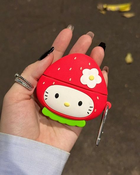 🍓 Hello Kitty Strawberry Airpods Case 🍓 LlNK lN BlO #hellokitty #hellokittylovers #hellokittycore #airpods Hello Kitty Strawberry, Girly Phone Cases, Animal Phone Cases, Cute Car Accessories, Pretty Phone Cases, Hello Kitty Collection, Kawaii Aesthetic, Airpods Case, Earphone Case