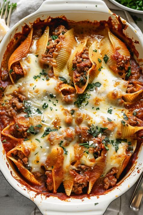 Beef And Cheese Stuffed Shells, Quick Easy Dinner For Two Healthy, Stuffed Shells With Ground Beef And Cream Cheese, Easy Casserole Healthy, Ground Beef Recipes Oven, Protein Stuffed Shells, Healthy Stuffed Shells Clean Eating, Stuffed Pasta Shells Ricotta Spinach, Easy Quick Ground Beef Recipes