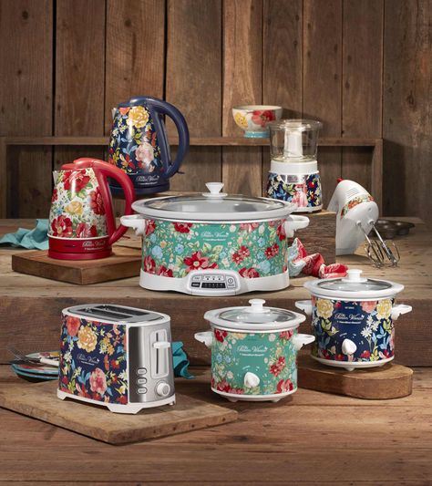 Pioneer Woman Launches 7 Cheap New Walmart Products | Kitchn Pioneer Woman Kitchenware, Pioneer Woman Dishes, Pioneer Woman Kitchen Decor, Pioneer Woman Ree Drummond, Replacing Kitchen Countertops, Pioneer Woman Kitchen, Outdoor Kitchen Appliances, Kitchen Decor Apartment, Pioneer Woman Recipes