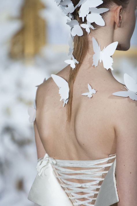 Alexis Mabille Haute Couture Spring 2014 Butterfly Exhibit, 2014 Couture, White Butterflies, Secret Wedding, Butterfly Fashion, Alexis Mabille, By Any Means Necessary, Ange Demon, Butterfly Kisses