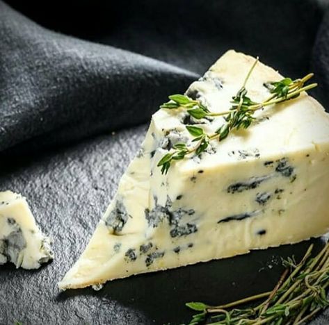 Gorgonzola How To Make Cheese, Camembert Cheese, Dairy, Cheese, Quick Saves