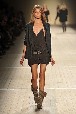 Isabelle Marant Pirate Chic, Isabelle Marant, Isabel Marant Style, Anna Selezneva, Runway Outfits, Slouchy Boots, Paris Mode, Rock Chic, Stockholm Fashion