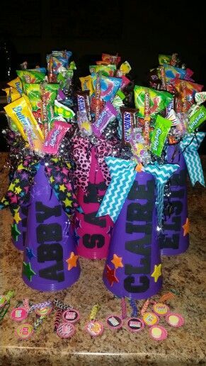 Cheerleader Birthday Party, Cheer Treats, Cheer Birthday Party, Cheerleader Birthday, Cheerleading Party, Cheer Banquet, Cheerleader Gifts, Gift Ideas For Best Friend, Cheer Team Gifts