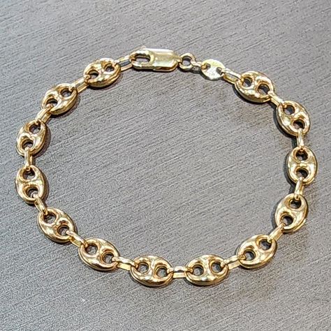 Ben Garelick Estate 14K Yellow Gold Gucci Link Bracelet Gucci Gold Jewelry, Gucci Jewelry Bracelets, Timeless Bracelet, Gucci Bracelet, Gucci Jewelry, Bracelet Box, Jewelry Appraisal, Estate Jewelry, Link Bracelets