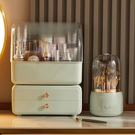 makeup organiser cosmetics pastel green Countertop Makeup Storage, Brush Holder Makeup, Skincare Organizer, Bathroom Dresser, Countertop Bathroom, Countertop Organizer, Bedroom White, Cosmetic Display, Table Bedroom