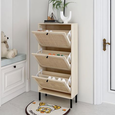 Hallway shoe storage bench