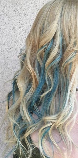 Blonde Over Blue Hair, Silver Hair With Color Highlights, Blonde With Mint Highlights, Mint Green And Blonde Hair, Lagoona Blue Hair Dye, Lagoona Blue Hairstyle, Honey Blonde Hair With Blue Highlights, Blue Hair On Blond Hair, Blonde And Aqua Hair