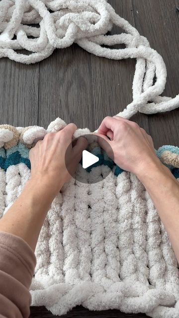 Handmade Chunky Knit Blankets on Instagram: "One of my most purchased blankets is the Coastal Comfort! Minimalist meets beach 🏝️  • • • #handknitblanket #chunkyknitblanket #chunkyblankettutorial #chenilleblanket #babyblanket #homedecor #diyhomedecor #handmadeblanket #etsycreatorco" Hand Knit Chunky Blanket, Chunky Crochet Throw Blanket, Knit Chunky Blanket, Chunky Crochet Throw, I Remember Everything, Southwest Sunset, Chunky Blankets, Chunky Crochet Blanket Pattern, Big Crochet