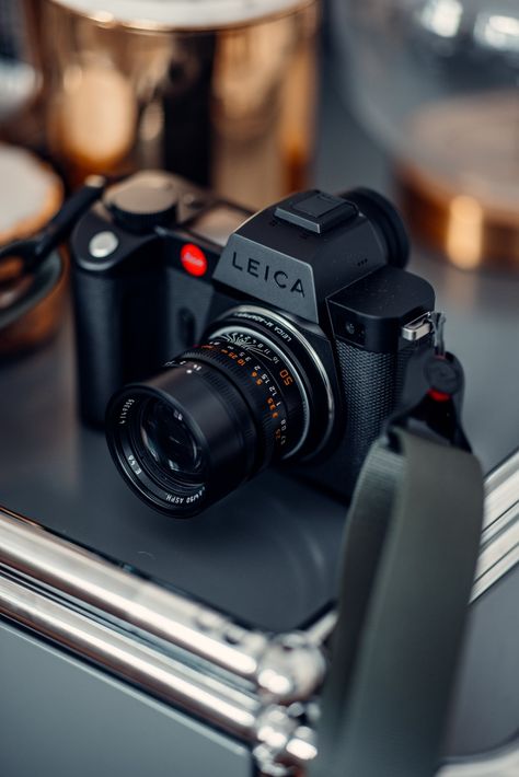 Leica Sl2, Leica Photography, Nikon Camera, Retro Camera, Camera Equipment, Camera Nikon, Camera Gear, Bw Photo, Leica