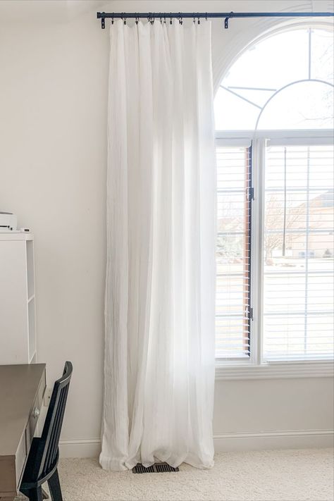 Curtains Half Moon Window, Curtains With Half Circle Window, Arched Window Curtain Rod, Window Treatments For Arched Windows Living Room, Tall Arched Window Treatments, Window With Arch On Top Curtains, Curtains Over Half Moon Window, Half Moon Curtains Arch Windows, Decorating Half Moon Windows