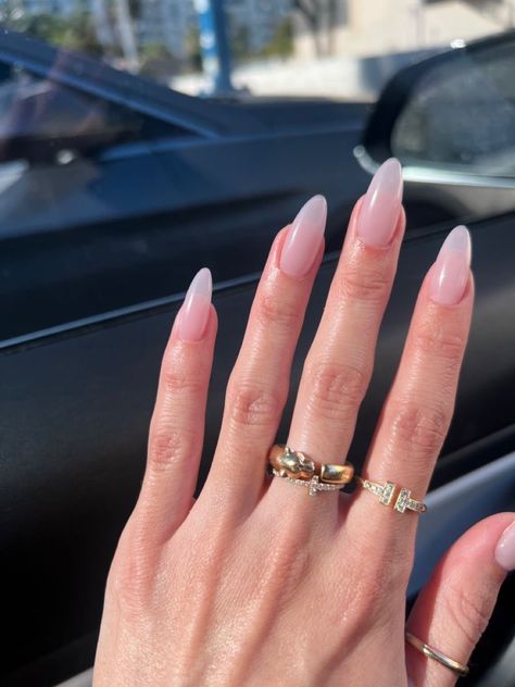 Almond Shaped French Nails, Natural Almond Nails, Round Shaped Nails, Oval Acrylic Nails, Gel Toe Nails, Work Nails, Almond Acrylic Nails, Soft Nails, Neutral Nails