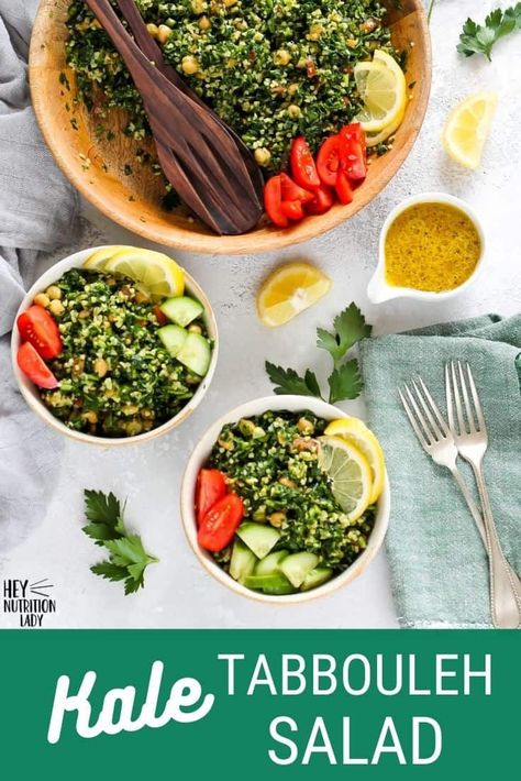 This Kale Tabbouleh Salad is a healthy riff on traditional tabbouleh. Kale provides some heft, while chickpeas add protein and complement the bulgur to make this tabbouleh salad a complete meal. Lebanese Tabbouleh, Salad With Chickpeas, Tabbouleh Salad, Salad Wraps, Tasty Vegetarian Recipes, Meal Prep Bowls, Winter Recipes, Vegetarian Recipes Healthy, Healthy Vegetarian