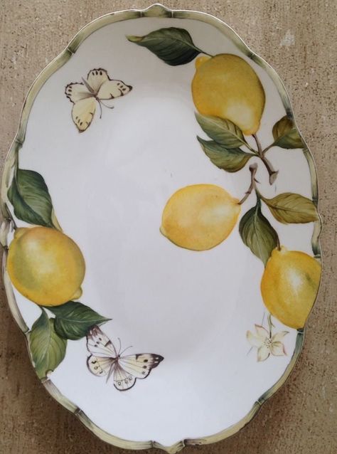 Citrus Cottage •~• lemons serving platter Diy Decoupage Plates, Lemon Kitchen, Lemon Decor, Italian Pottery, Fruit Painting, China Painting, Porcelain Art, Italian Ceramics, Fruit Art