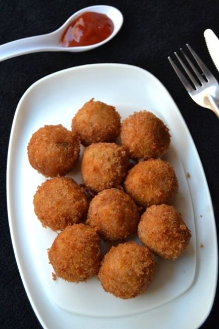 Vaniensamayalarai: Corn Cheese Balls / Corn Balls With Poatato And Cheese Boiled Sweet Corn, Corn Balls, Boil Sweet Corn, Potato Cheese Balls, Garam Masala Powder, Corn Cheese, Starter Recipe, Iftar Recipes, Tea Snacks