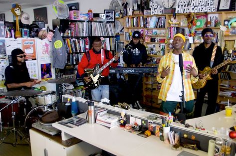 Npr Tiny Desk, Tiny Desk Concert, Tiny Desk, Tiny Desks, Me App, Concert Series, On Wednesday, Music Industry, Music Videos