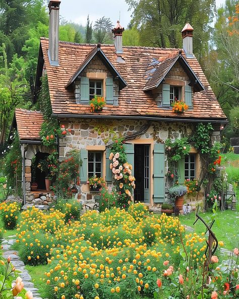 #frenchcottage Cozy Home Garden, Cottage House Designs Exterior, Cottage Home With Garden, Cottage Garden Photos, Cottage Home Garden, Cozy Cottage Home Exterior, English Cottage With Garden, Whimsical Cottage Exterior, Cozy Cottage Garden