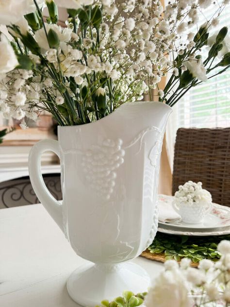 County Road 407 5 lovely decorating ideas with affordable old milk glass by CountyRoad407.com . This months Lifestyle of Love blog hop is milk glass. We are sharing our decorating ideas and collections. Wow are the posts beautiful! Join us! Milk Glass Centerpiece Christmas, Milk Glass Decor Wedding, Milk Glass Bud Vase Centerpiece, Milk Glass Winter Decor, Decorating With Milk Glass Ideas Fall, Old Jars Ideas Decor, Displaying Milk Glass Collection, Milk Glass Christmas Decor, Decorating With Milk Glass Ideas