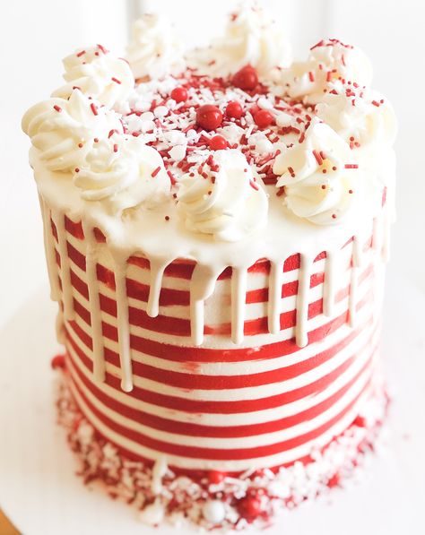 Candy cane lane red and white striped peppermint cake Candy Cane Birthday Cake, Striped Cakes, Candy Cane Cake, Lane Cake, Cake Smash Inspiration, Peppermint Cake, Christmas Themed Cake, Striped Cake, Creepy Carnival