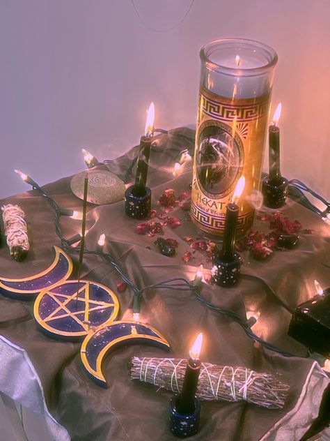 My personal altar for Hecate offerings! Triple Goddess Wallpaper, Hecate Altar Offerings, Hecate Astethic, Altar For Hecate, Hecate Goddess Altar, Hecate Alter Ideas, Hecate Artwork, Hekate Altar Ideas, Offerings To Hecate