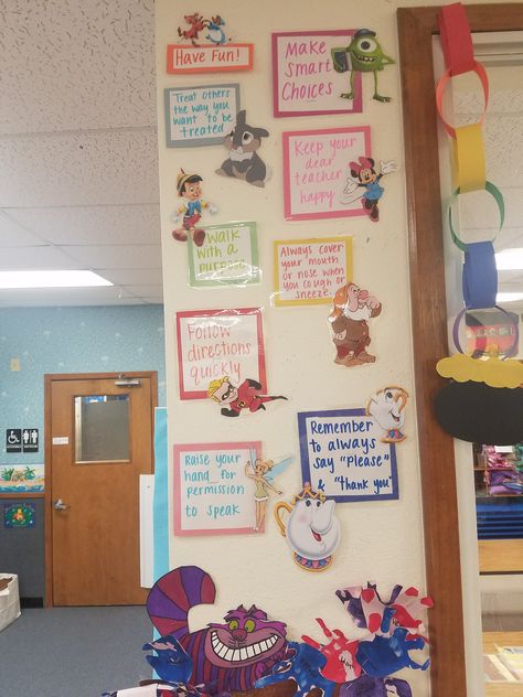 Disney Theme Promise/Rule Wall Preschool Classroom Themes Disney, Disney Inspired Classroom Doors, Princess Classroom Theme, Disney Classroom Rules, Disney Classroom Decorations Diy, Disney School Theme Ideas, Disney Welcome Back Bulletin Board, Disney Princess Classroom Theme, Disney Kindergarten Classroom