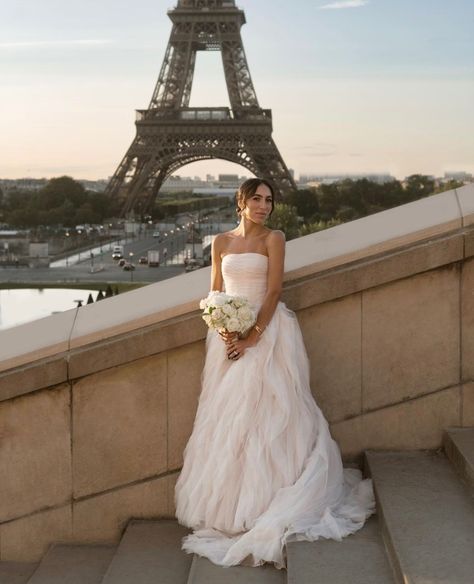 Couple Eiffel Tower, Paris Photoshoot, Paris Couple, Paris Elopement, Wedding Shooting, City Of Love, Paris Wedding, Their Story, August 22