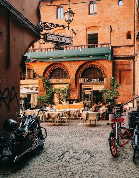 Traveling Europe, Pier Paolo Pasolini, Bologna Italy, Italy Aesthetic, Beautiful Travel, Northern Italy, Cinque Terre, Parma, European Travel