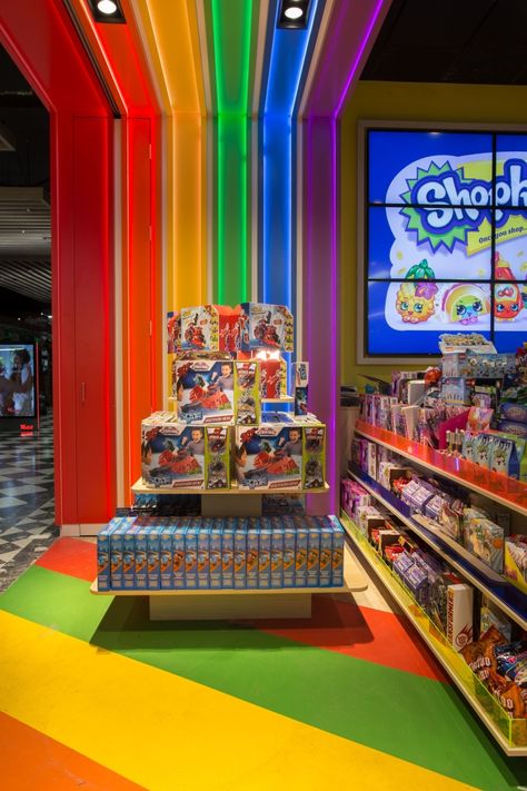 Toymate toy store by Creative 9, Sydney – Australia » Retail Design Blog Toy Store Interior Design, Toy Store Interior, Store Interior Design Ideas, Toy Shop Display, Toy Store Design, Candy Store Design, Casa Disney, Book Texture, Store Interior Design