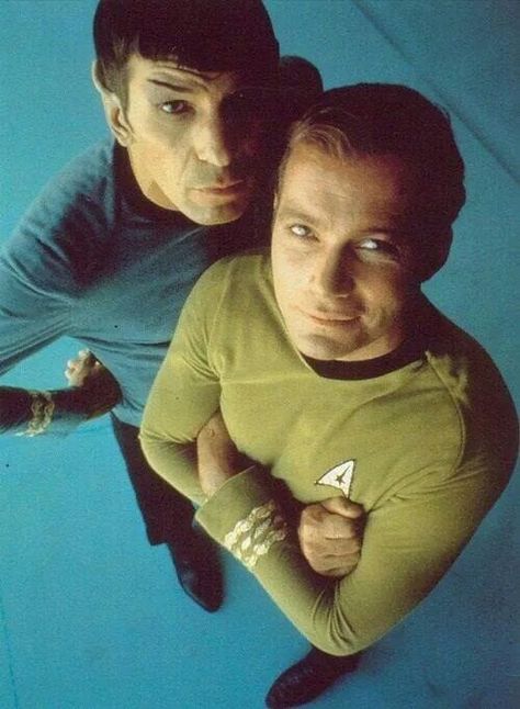 SPOCK AND KIRK Kirk And Spock, Star Trek Data, Spock And Kirk, Star Trek Original Series, Star Trek Series, Star Trek Images, Star Trek Original, Captain Kirk, Starship Enterprise