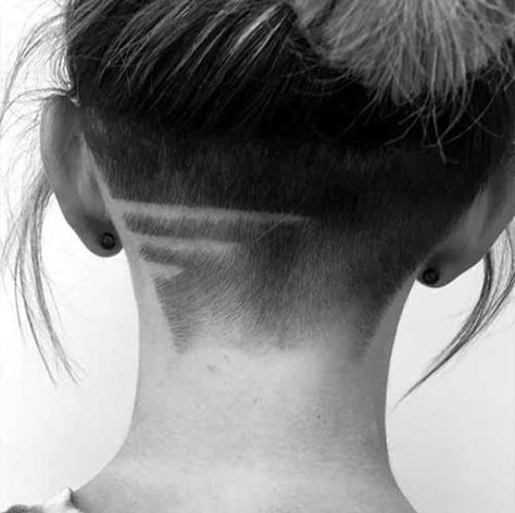 Girl Undercut, Undercut Hair Designs, Undercut Hair, Undercut Hairstyles Women, Undercut Long Hair, Undercut Designs, Shaved Hair Designs, Hair Undercut, Undercut Women